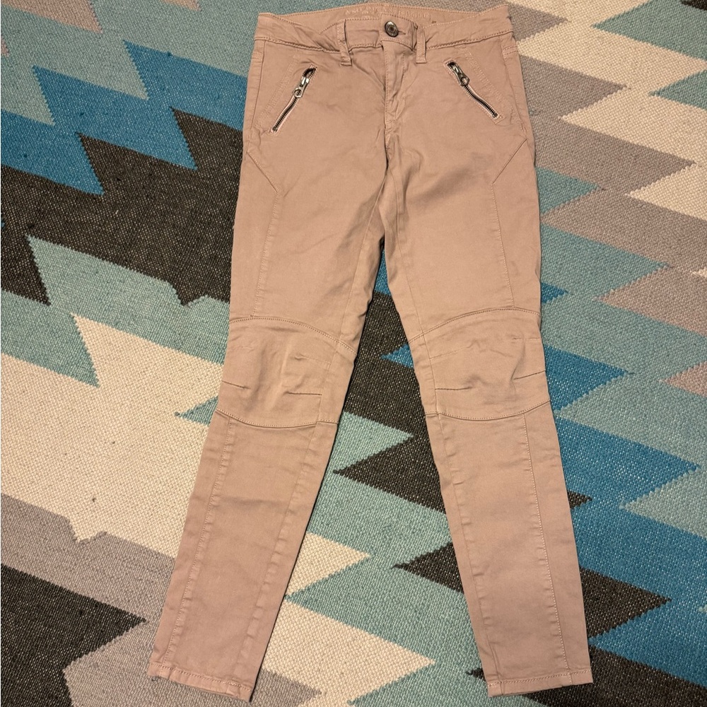 American Eagle 0R Khaki Skinny Jeans